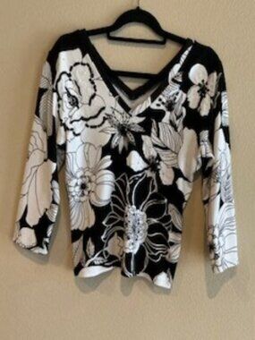 Cache Women's  3/4 sleeve Blouse, Size S, Floral Black and White Print